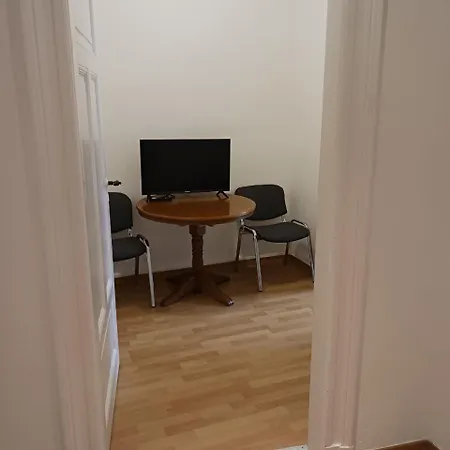 Apartment Monteurwohnung In *
